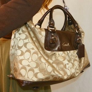 Coach Ashley  Signature  Large Satchel F15440